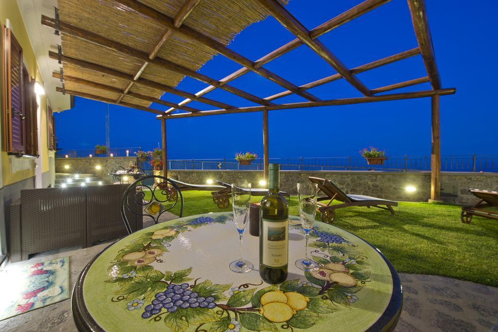 مبيت وإفطار فوروري La Mela Blu المظهر الخارجي الصورة